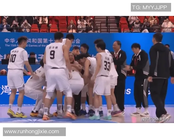 CBA精彩对决广州队与山东队的巅峰对抗精彩集锦回顾